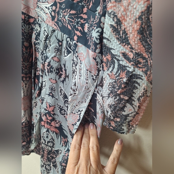 NWT Reiss Womens Lacey Mini Dress Floral Print V-Neckline Size 6 - Picture 8 of 10